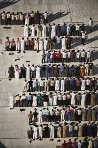 كيف تختار فريق علاقات يستطيع تكوين علاقات؟